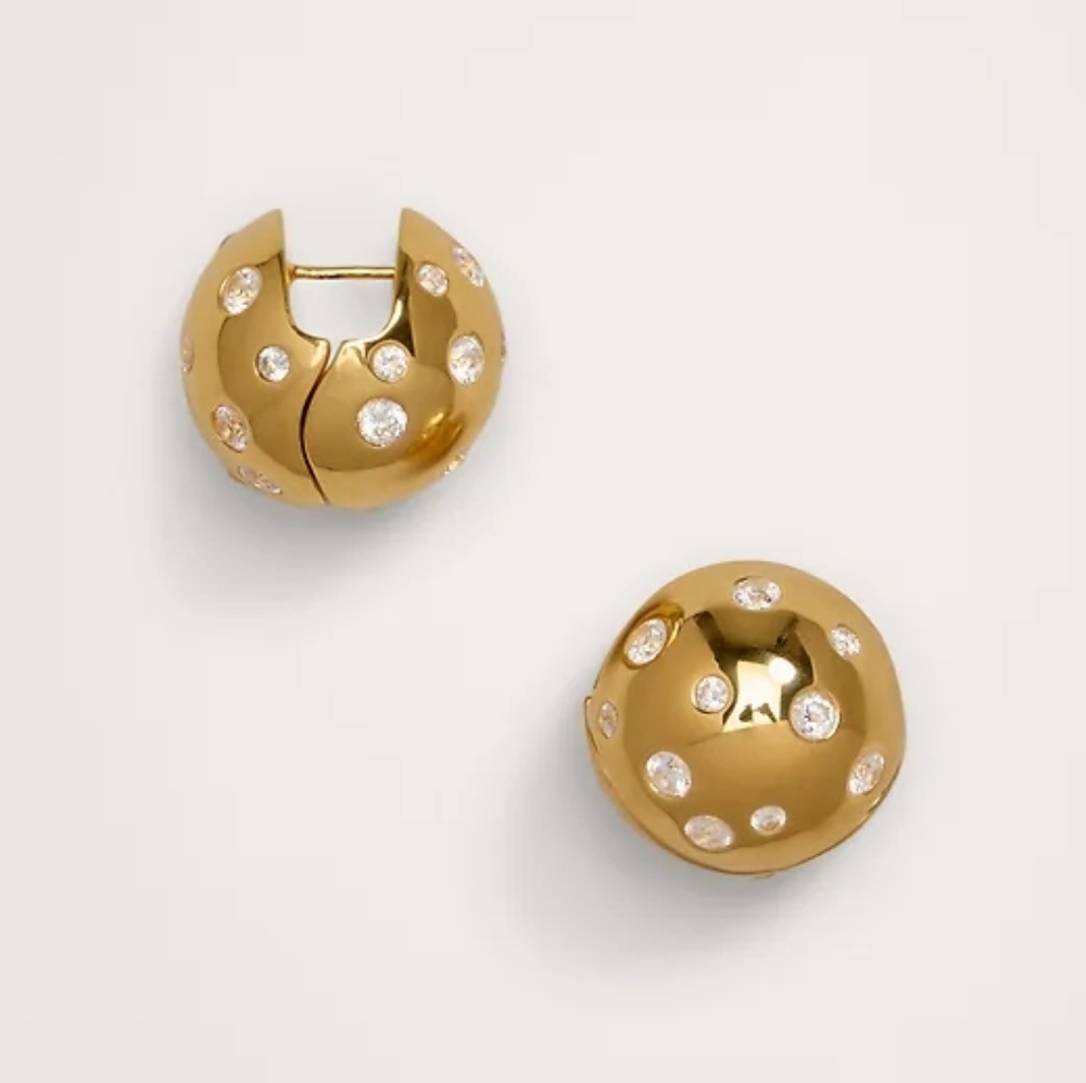 NWT Gold Banana Republic Crystal Dome Huggie Hoop Earrings One Size